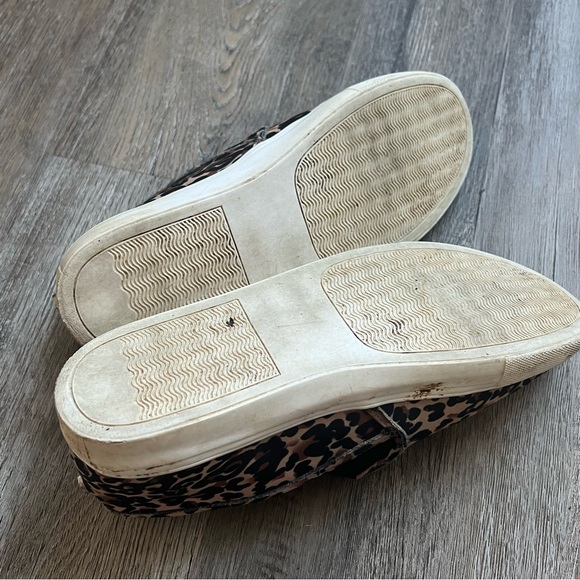 Steve Madden Symba leopard print slide sneakers - Picture 9 of 10